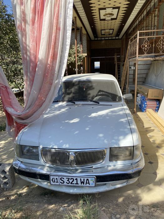gaz 3110 sotiladi 2000  yil