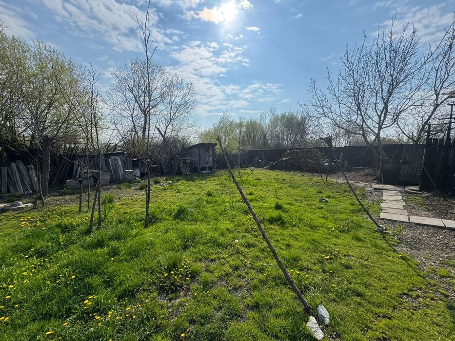 Casa + teren de vanzare, Tecuci Strada Dacia