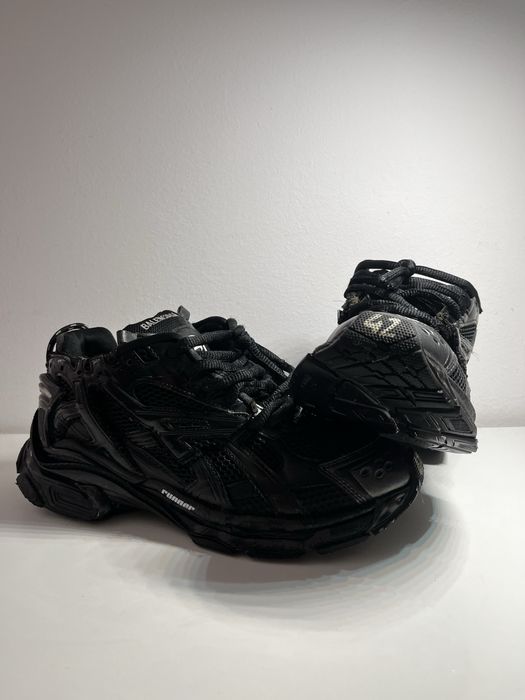 Balenciaga runner