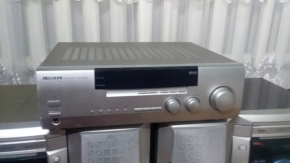 KENWOOD  ресивер сотилади