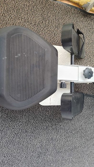 Rowing machine aparat de vâslit