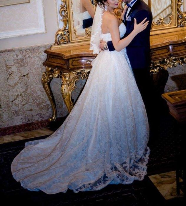 Vand rochie de mireasa