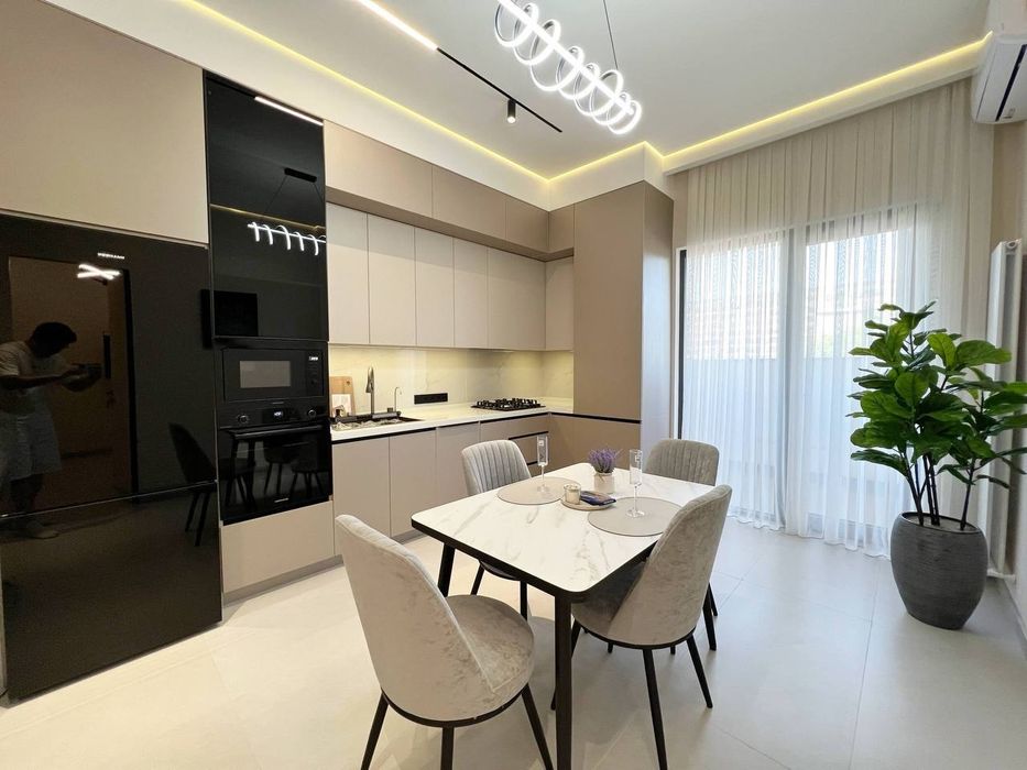Продается 2х ком квартира, ЖК Muhtasham, ор-р: Алайский, 67м²