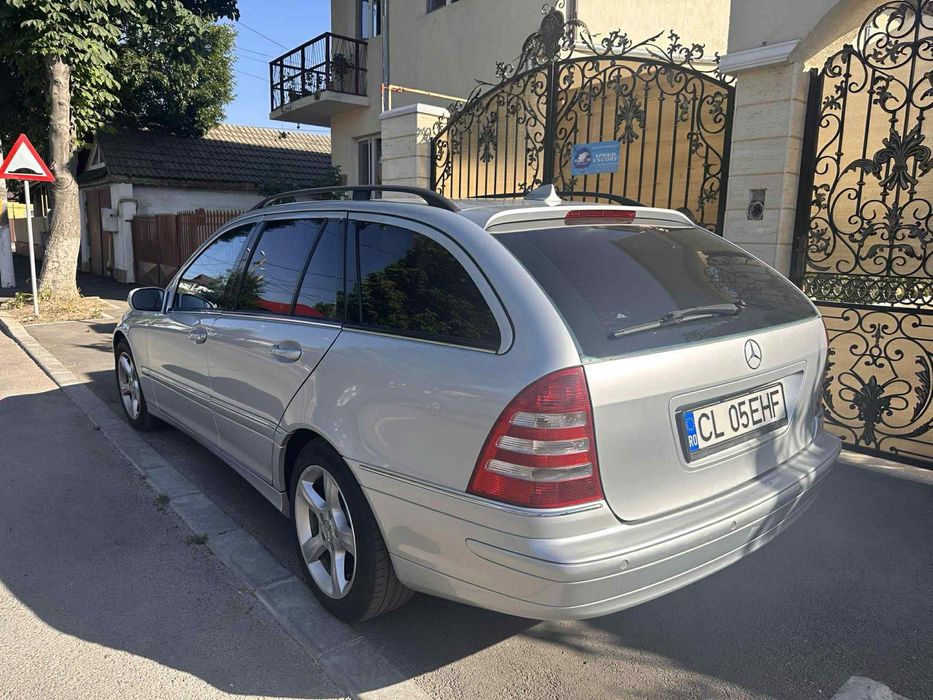 Mercedes Benz C200