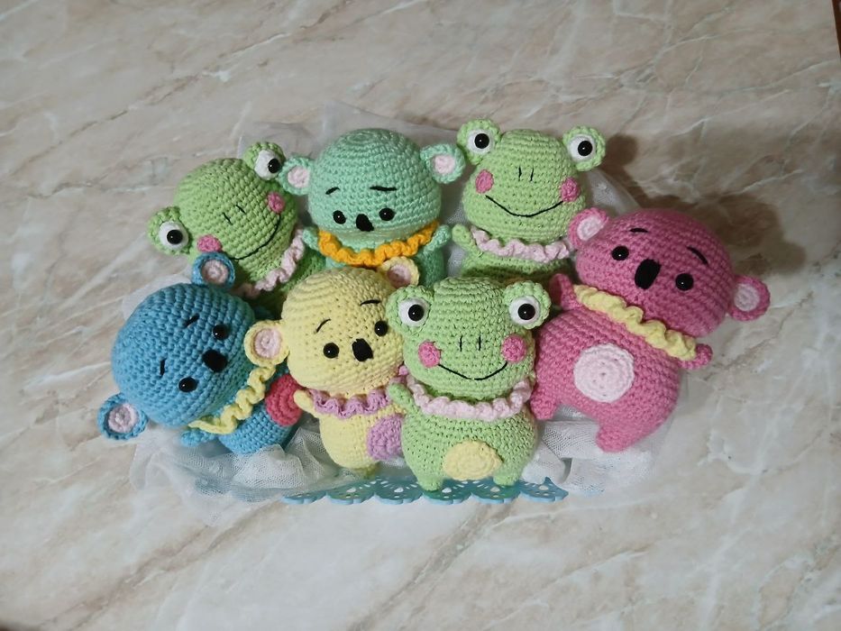 Вязаные брелки для детей и взрослых