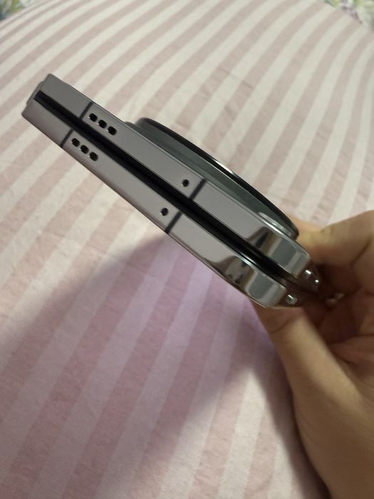One plus open fold
