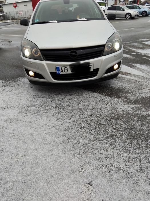 Opel Astra H de vanzare
