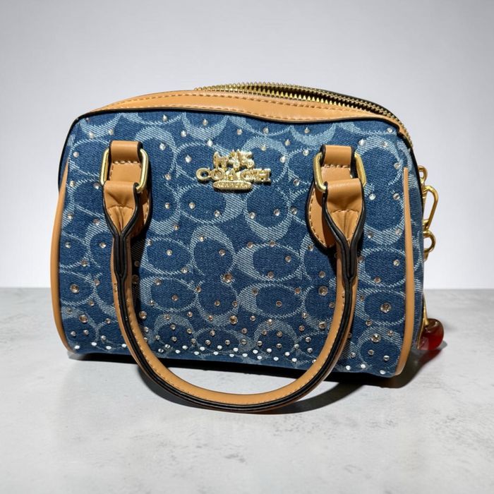 Geanta coach din denim și pietricele
