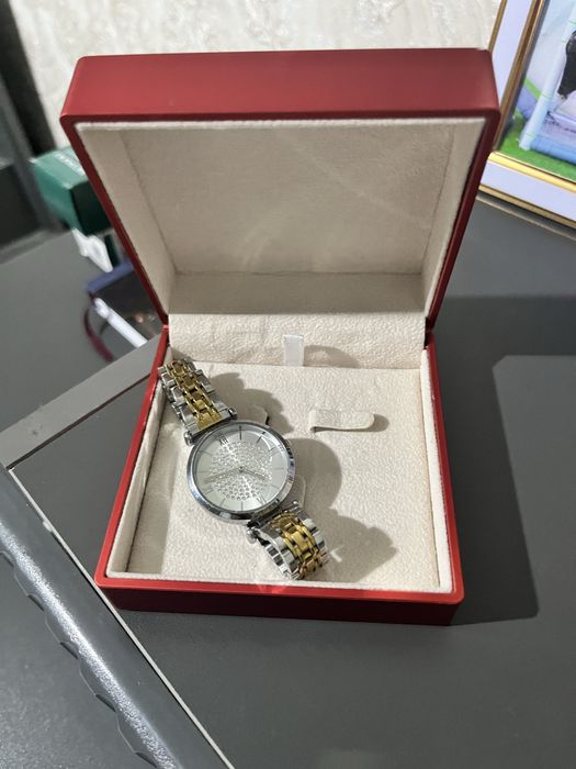 Керемет 30 мындык сағат сатылады