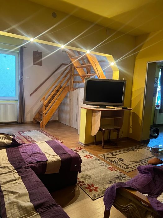 Vând casă Hunedoara