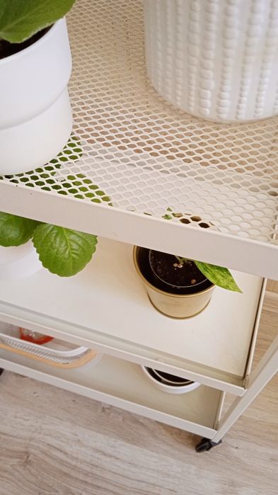 Сервировочный столик на колесиках ИКЕА