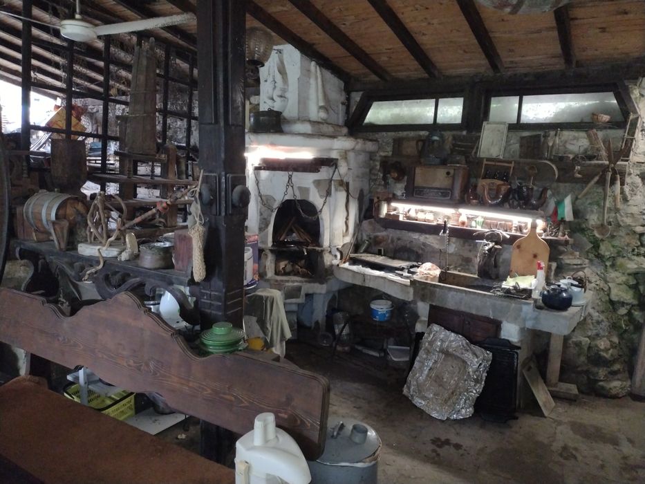 Дава се под наем Къща в с. Тученица, Област Плевен - 240 кв.м за 331.5 € - Снимка #6