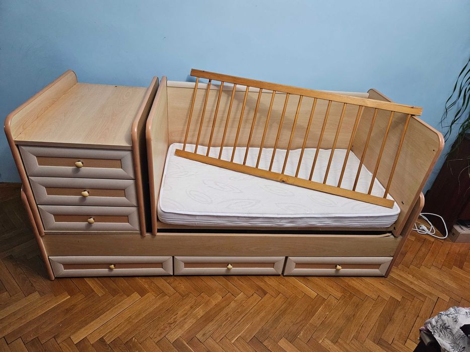 Детско комбинирано легло