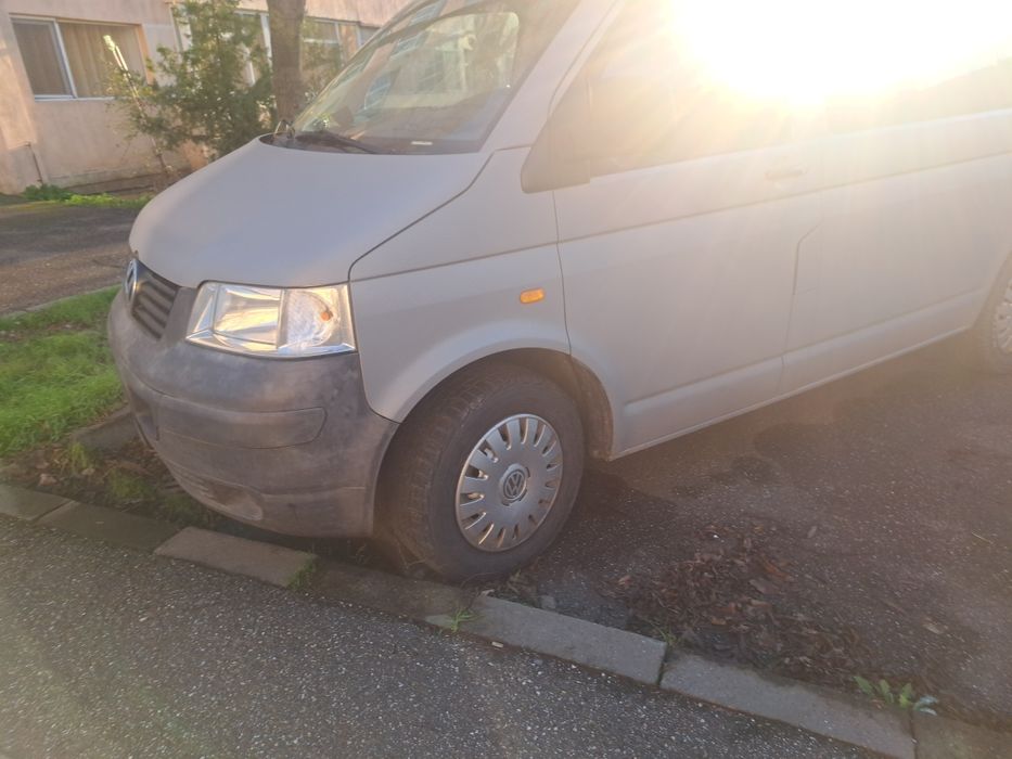 Volkswagen  T5 1.9 2007