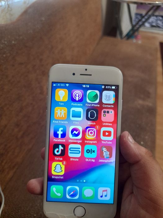 Телефон iphone 6