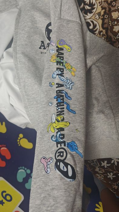 Продам кофту аапе новую