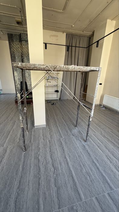 Отдам дарам самовывоз стремянка