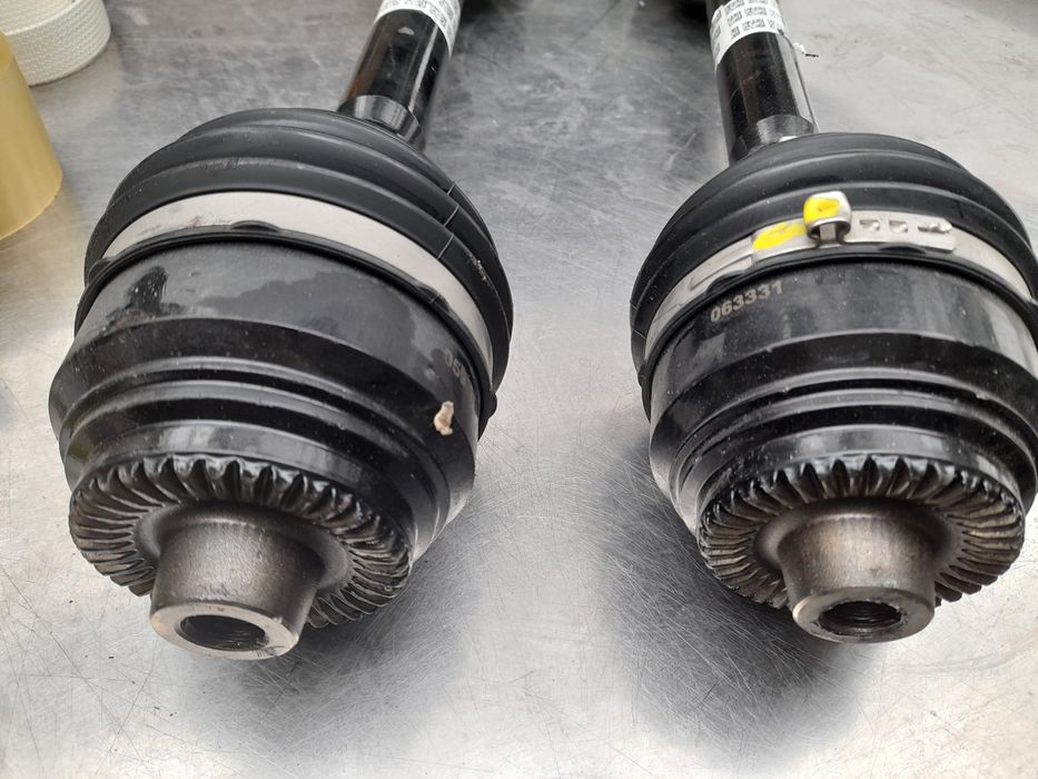 Полуоска бмв х1 У 11 Bmw x1 U11 350лв