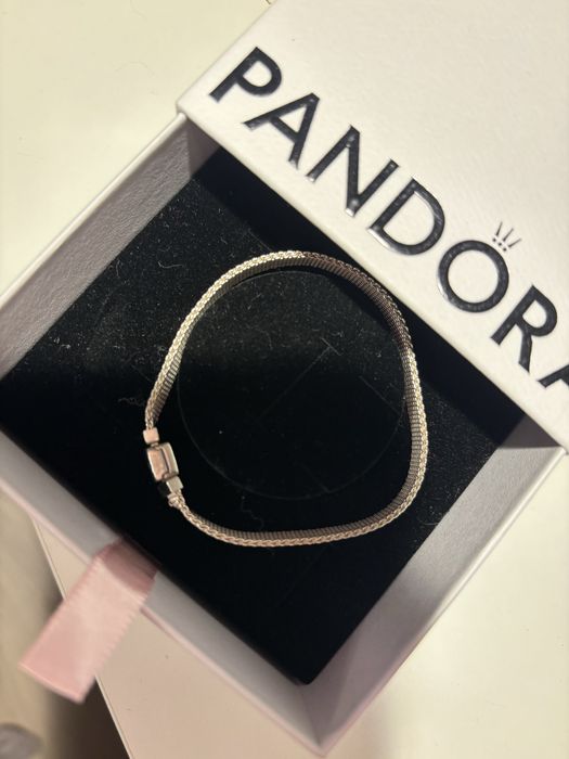 Bratara Pandora in cutia originala