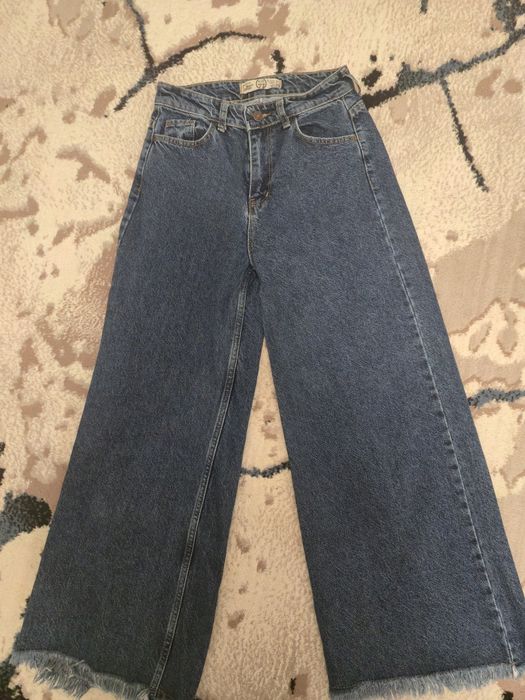 Женские джинсы клёш