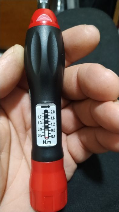 Динамометрические отвертки-( цена указана  за 2шт)