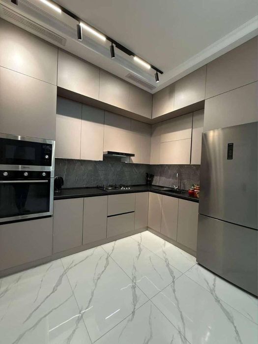 Продается дом на земле Никитина метро БИЙ Мирзоулугбек