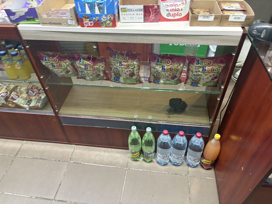 Мебели за магазин / търговски оборудване