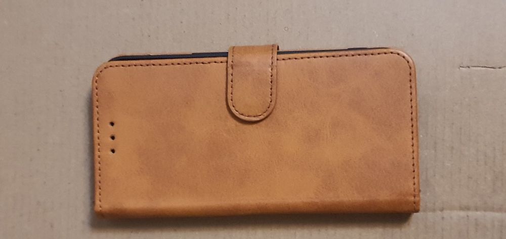 Чехлы для IPhone 14/13/15/12