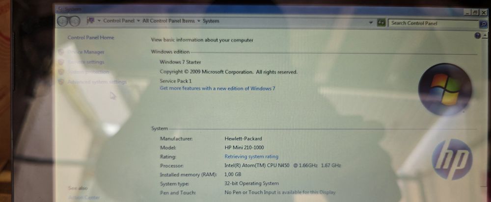 Laptop hp mini 210, cu windows pe el, incarcator si cutie