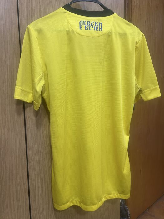 Фланелка на Левски