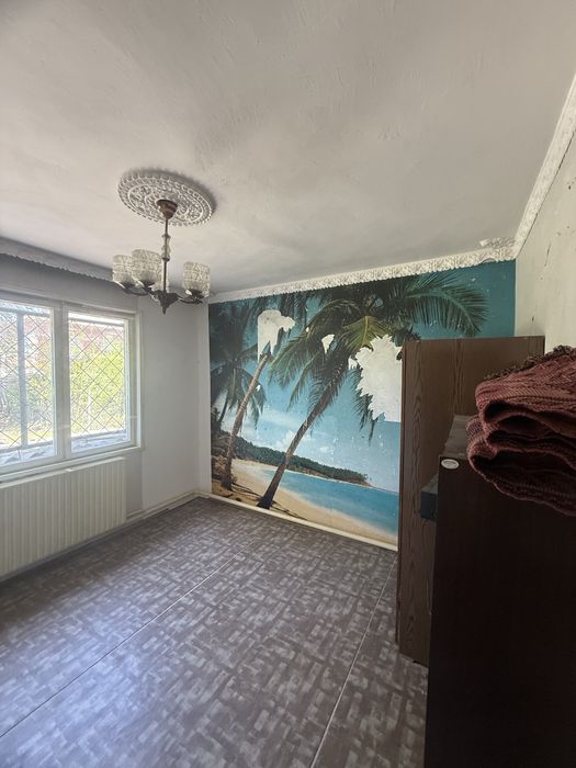 Продава се Къща в Чирпан - 800 кв.м за 58 €/кв.м - Снимка #5