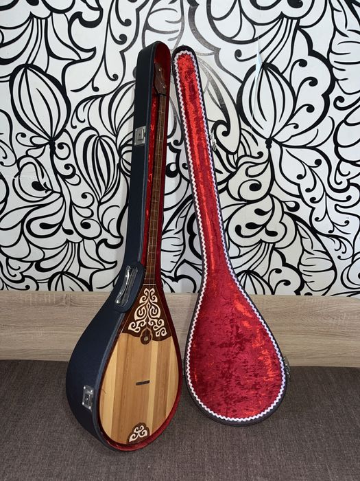 Домбыра профессиональная