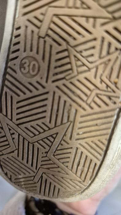 Adidași  fetițe,  mărimea 30
