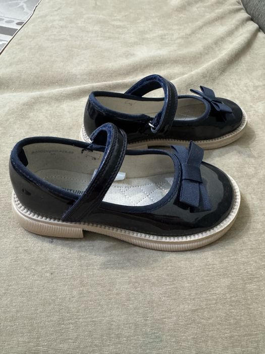 Туфли девочковые 2000тг