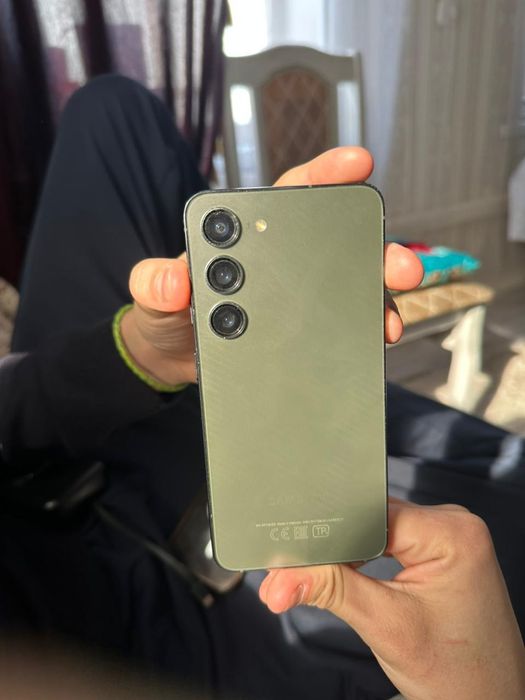 S23 в хорошем состоянии