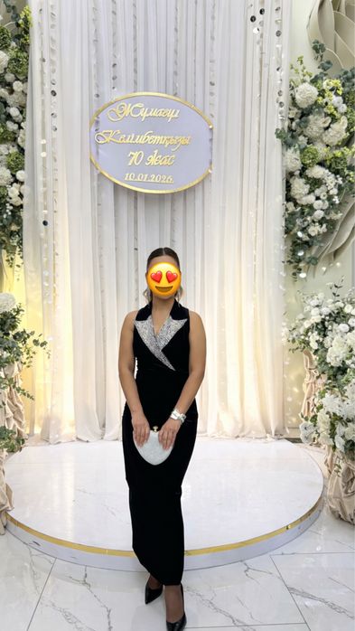 Продам платье б/у