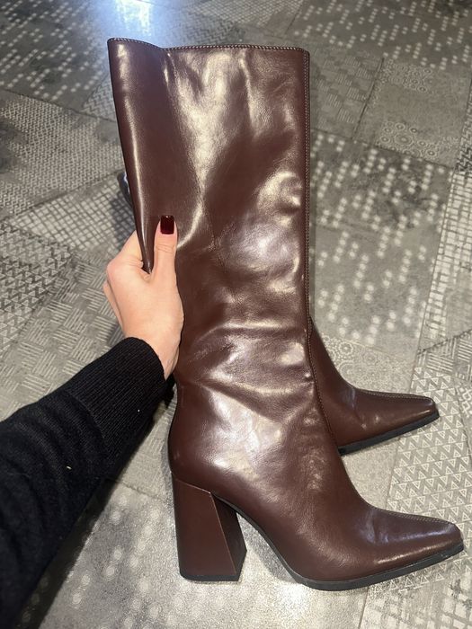 Дамски кафяви ботуши Bershka