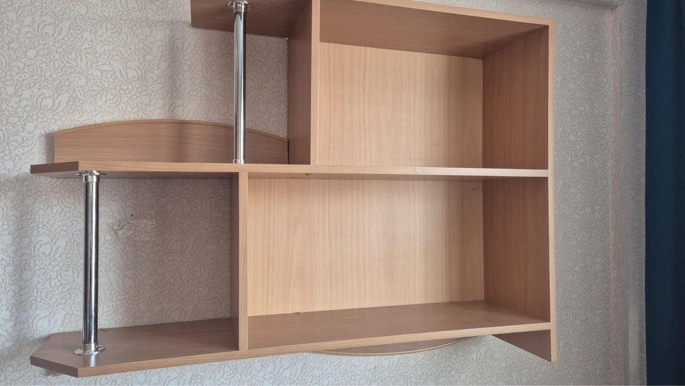 Продам письменный стол