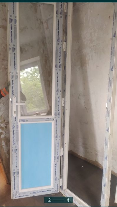 Продам новую пластиковую дверь