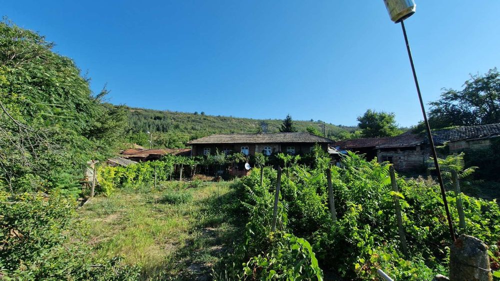 Продава се Къща в Русе, Търговия на едро - 150 кв.м за 153 €/кв.м - Снимка #3