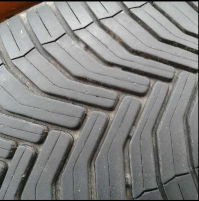 2 бр. всесезонни Michelin Crossclimate 215/55/16
