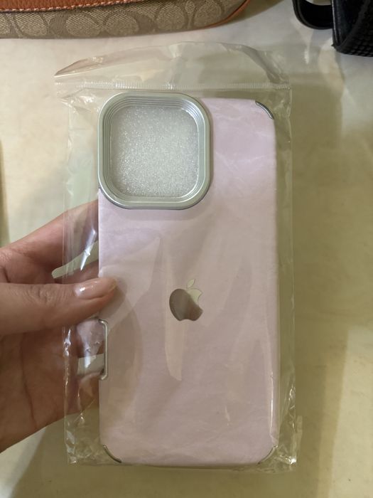 Чехол на iphone 16 pro, 16  pro max