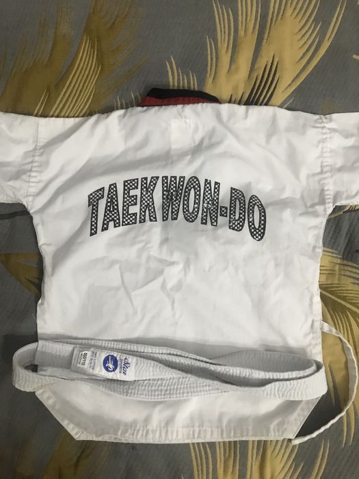 Набор форма для таэквондо