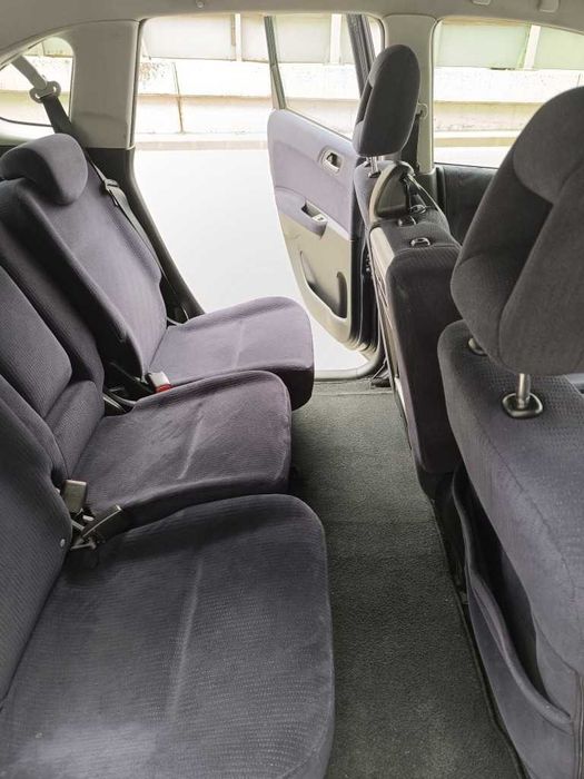 Honda FR-V 2.2 140кс