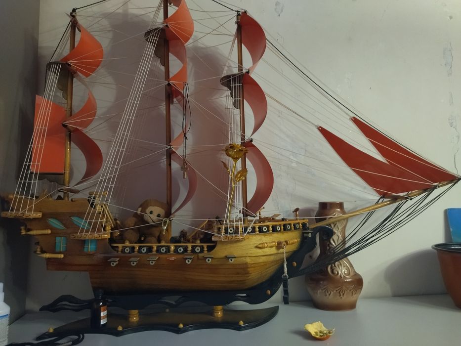 Продам корабль кустарной работы