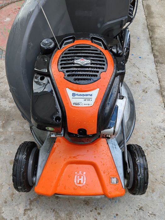 Mașină tuns iarba, Husqvarna, Germania