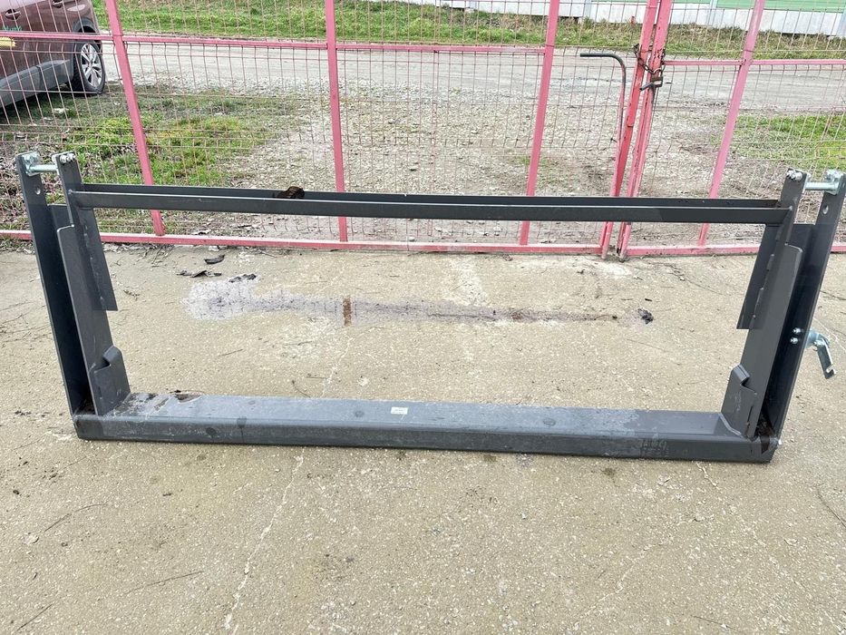 Adaptor heder/culegător floare și/sau proumb