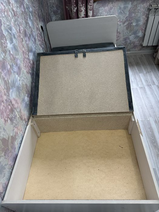 Продам кровать 4 штуки