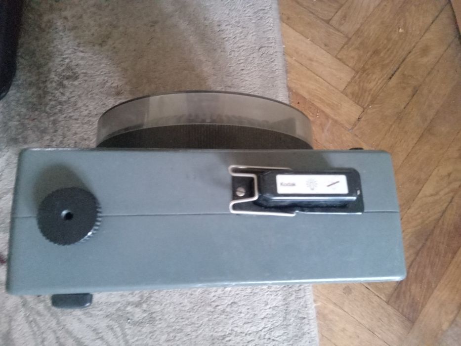 Продавам прожектор