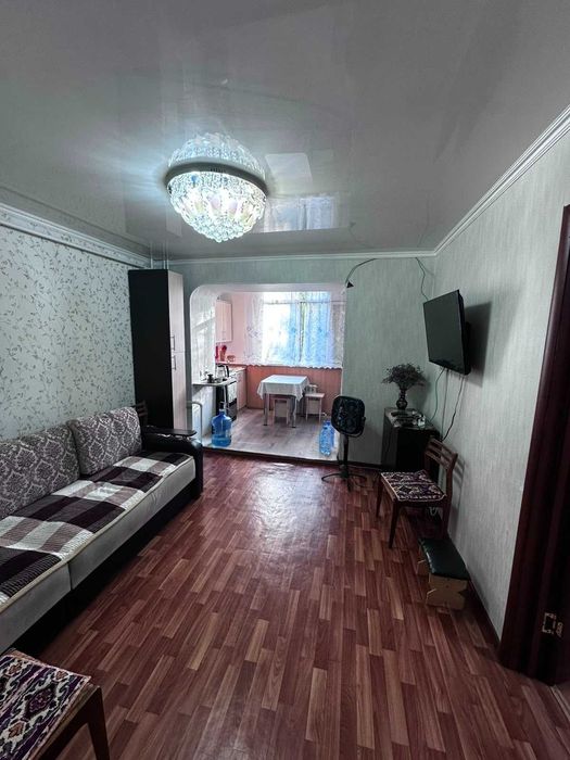 Продам евро-2 квартиру